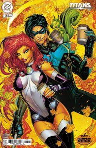 Titans #27 Jonboy Meyers Pumpkin Spicy Card Stock Variant NM