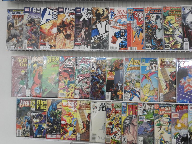 Huge Lot 120 Comics W/ Avengers, Cerebus, AvX, Alpha Flight+ Avg VF- Condition!
