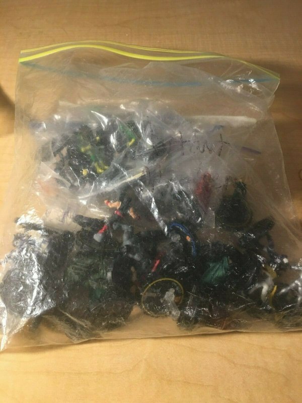 Lot of 85 UNLEASED and MUTANT MADNESS Heroclix Dial Figures Wonder Woman MFT4