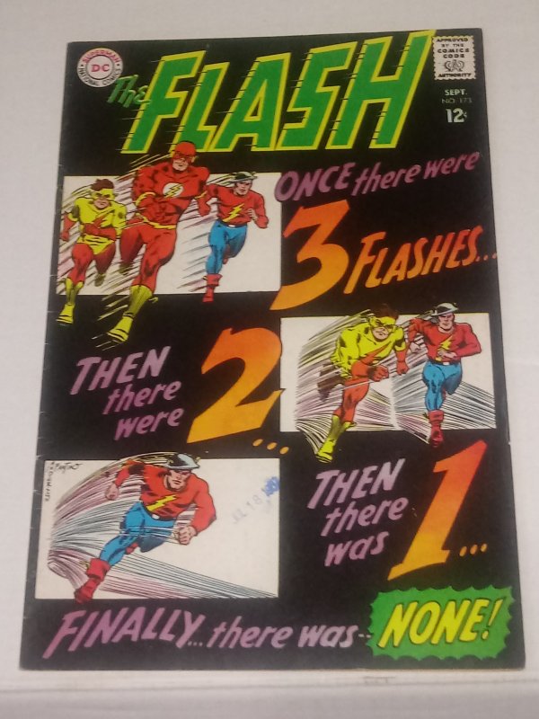 Flash #173 (7.5-8.0)  Golden Age Flash Kid Flash 1967 silver age DC (03a)