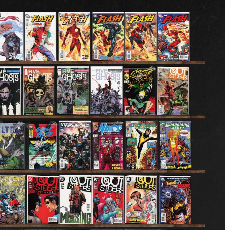 Huge Lot 150+ Comics with Outsiders, Justice League, Namor & More!