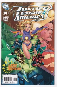 Justice League Of America #16 February 2008 DC McDuffie Benitez LLamas Batman