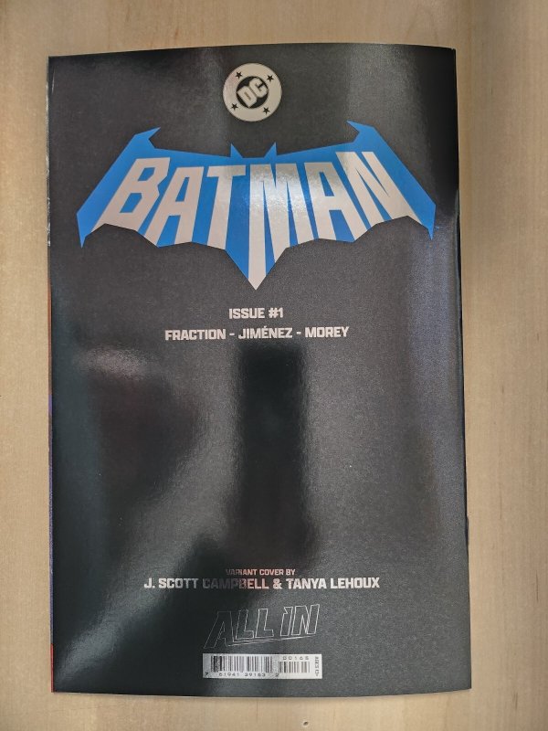 Batman #1 - J. Scott Campbell Foil Virgin Variant/Jorge Jimenez Art (9.2ob) 2025