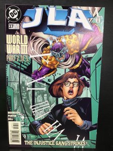 JLA #37 (2000)
