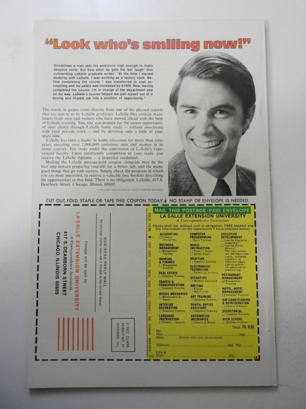 Giant-Size Captain Marvel (1975) VF/NM Condition!