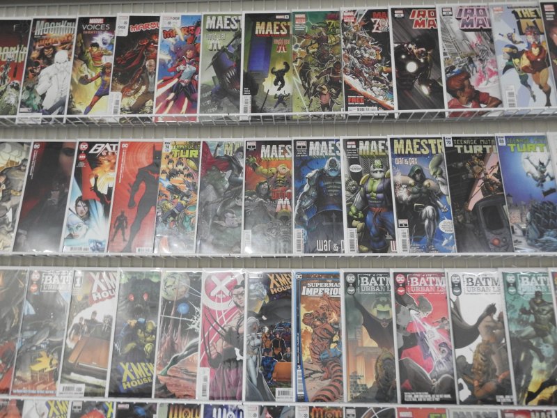 Huge Lot 140+ Comics W/ Spider-Man, Batman, Wolverine+ Avg VF-NM Condition!