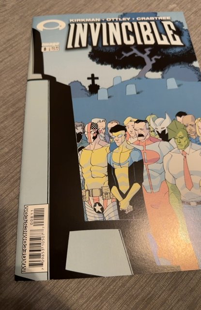 Invincible #8 (2004)Kirkham/Savage dragon app higher grede
