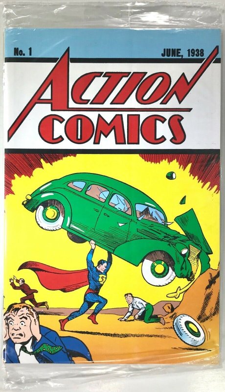 ACTION COMICS Issue 1 Reprint Facsimile Starring SUPERMAN — Loot Crate - DC