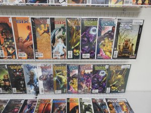 Huge Lot 170 Comics W/ The Ultimates, Ultimate X-Men, Ultimate War, +More Avg VF