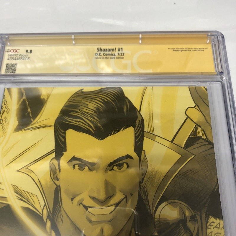 Shazam (2023) #1 (CGC 9.8 SS) signed Dan Mora *Glow In The Dark Edition Census=2