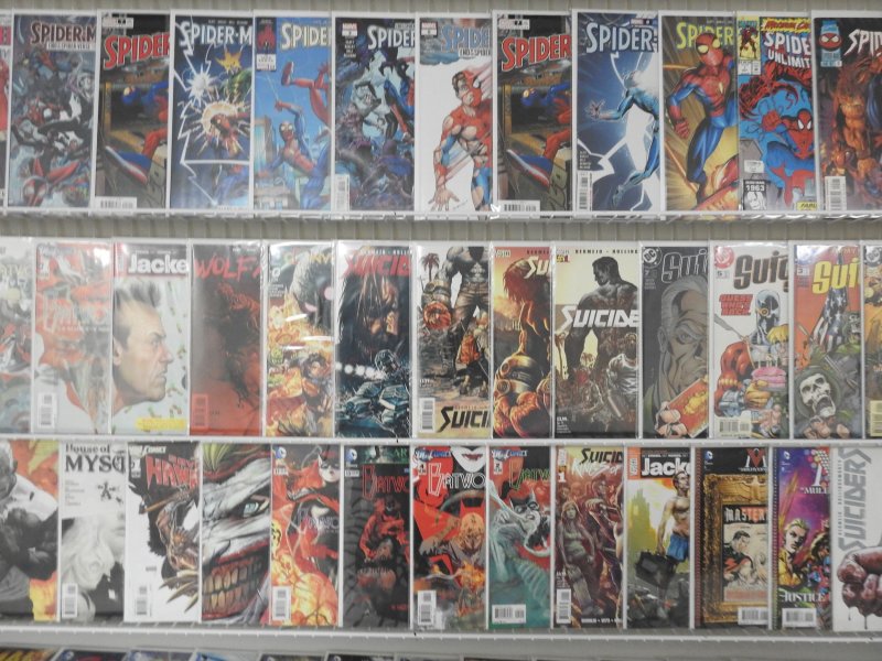 Huge Lot 130+ Comics W/ Spider-Man, Batman, Suicide Squad+ Avg VF-NM Condition!!