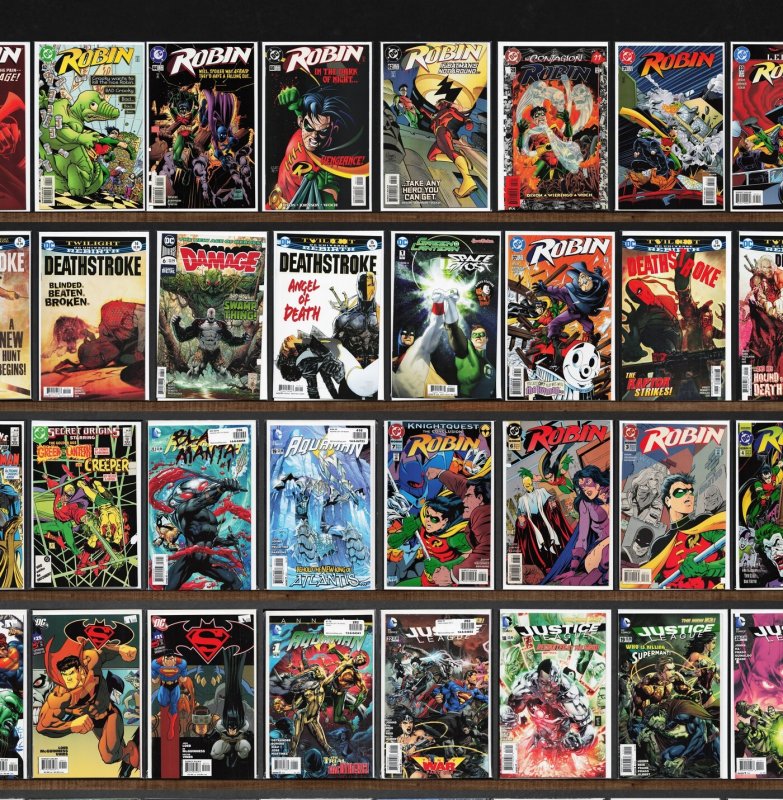 Huge Lot 140+ Comics with Robin, The Flash, Deathstroke, Aquaman & More!
