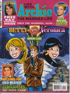 Life With Archie: Married Life #5 VF/NM; Archie | save on shipping - details ins