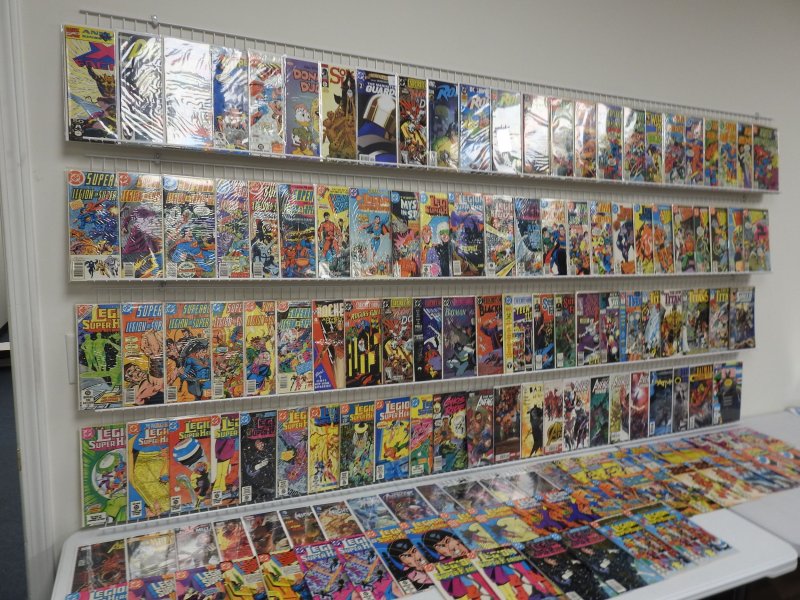 Huge Lot 140+ Comics W/ Super-Boy, Avengers, Batman, +More AVG VF-