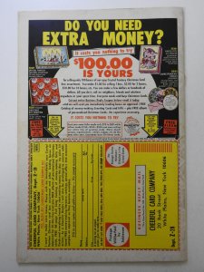 The Incredible Hulk #143 (1971) vs Doctor Doom! Sharp VG- Condition Staple Pop