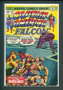 Captain America #187 (8.5 VFN+) Gil Kane Cover, Comic Kingdom Store Stamp (1975)
