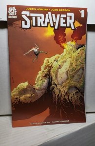 Strayer #1 Regular Edition (2016)