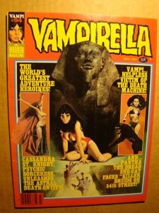 VAMPIRELLA 94 *NICE* CASSANDRA LUANA PANTHA WARREN NINO ART