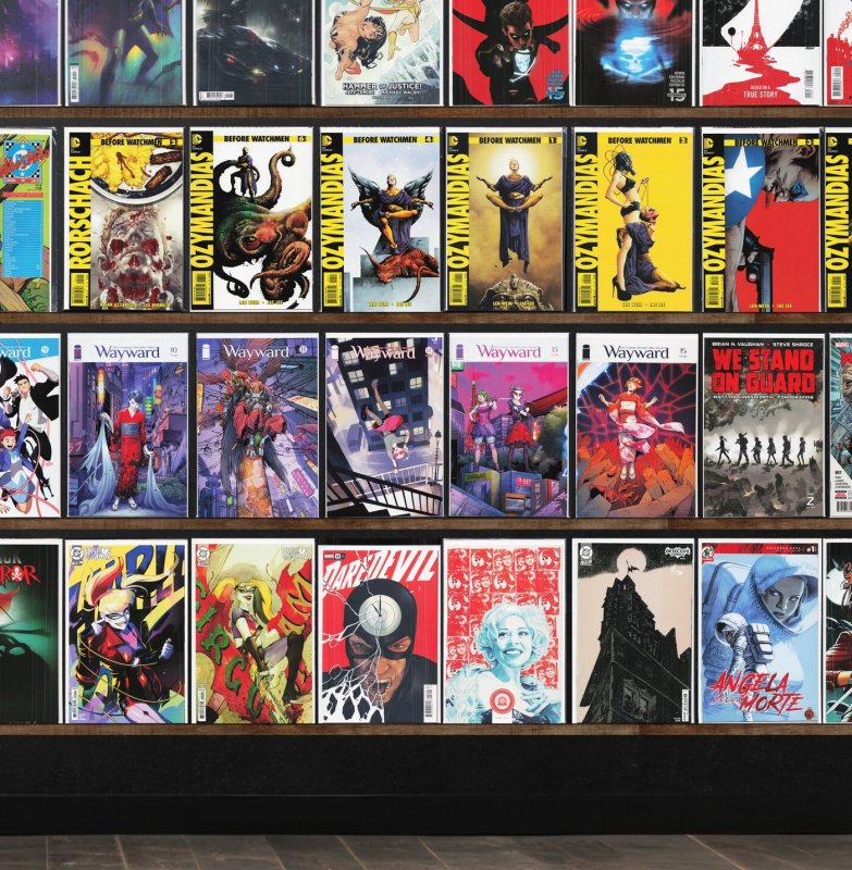 Huge Lot 150+ Comics with Wayward, Before Watchmen: Comedian, Batman & More!