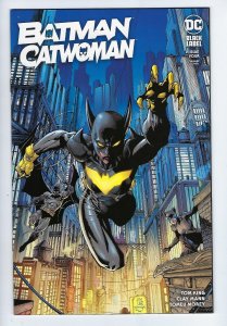 ?Batman Catwoman #4 Mann First Cover of Helena Wayne and Jim Lee Trade Set NM+