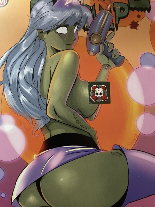 ZOMBIE TRAMP #80B ACTION LAB DAN MENDOZA EXCLUSIVE RISQUE COVER LTD 1500 NM+