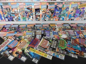 Huge Lot 180+ Comics W/ Justice League, Legends, Justice Society+ Avg Fine Cond!