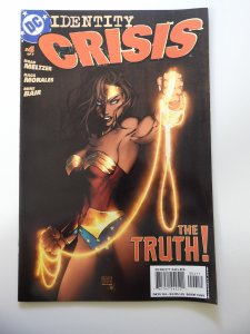Identity Crisis #4 (2004)