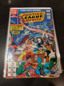 Justice League of America #205 (1982)