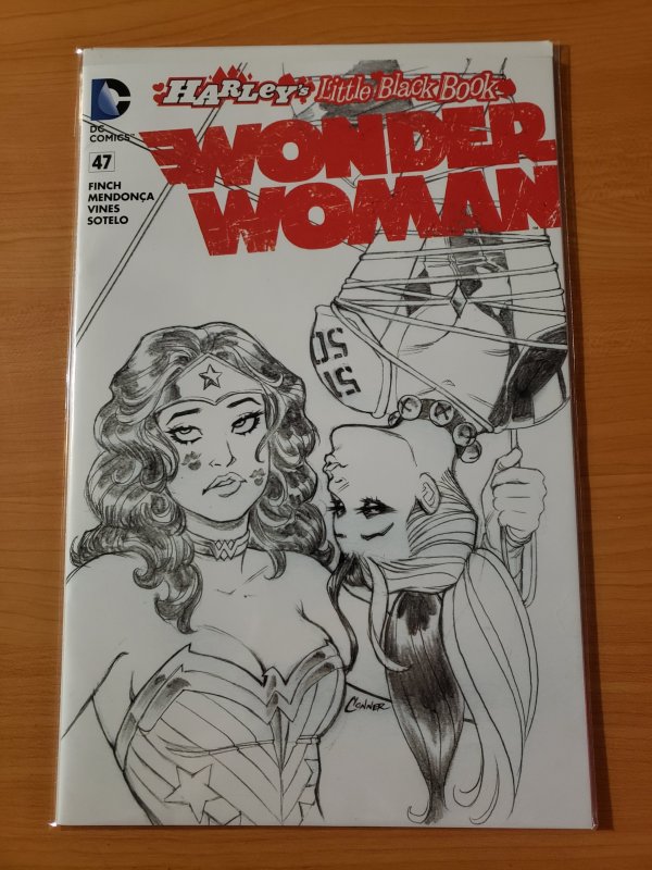 A CUTE Wonder Woman #47 Harley Quinn Kissing Black & White Variant