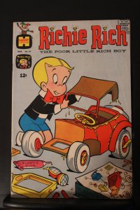 Richie Rich #67 (1968) High-Grade NM- Giant Model Car Build Cover Wythville CERT