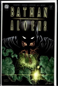Batman / Aliens II #1 (2003) Alien / Aliens