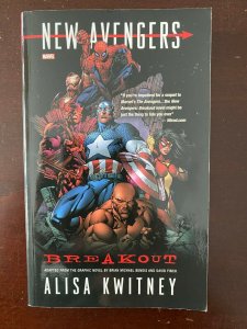 New Avengers Breakout PB 8.0 VF (2013) 