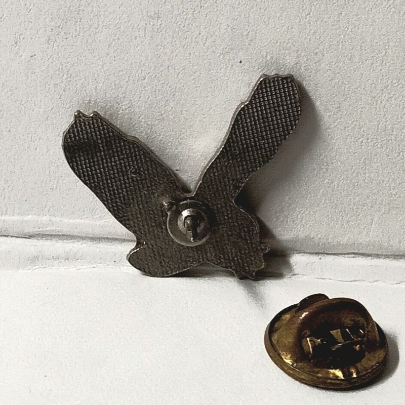 FLYING EAGLE | SILVER TONE ENAMEL PIN | PATRIOTIC/MILITARY/LAW ENFORCEMENT PIN