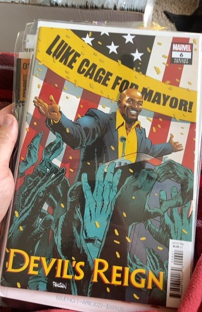 Lot of 16 Comics (See Description) Deep Beyond, Daphne Byrne, Defenders, Wond...