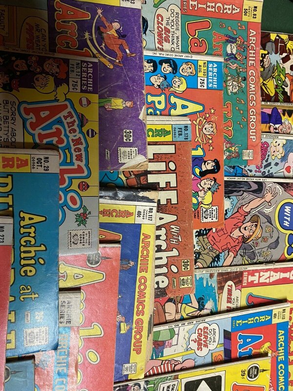 VINTAGE COMIC BOOK LOT OF 21 ARCHIE COMICS All Different 12 Cent An Up