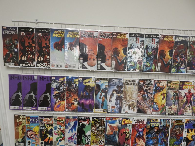 Huge Lot 150+ Comics W/ Hulk, Iron Man, Avengers, +More! Avg VF Condition!