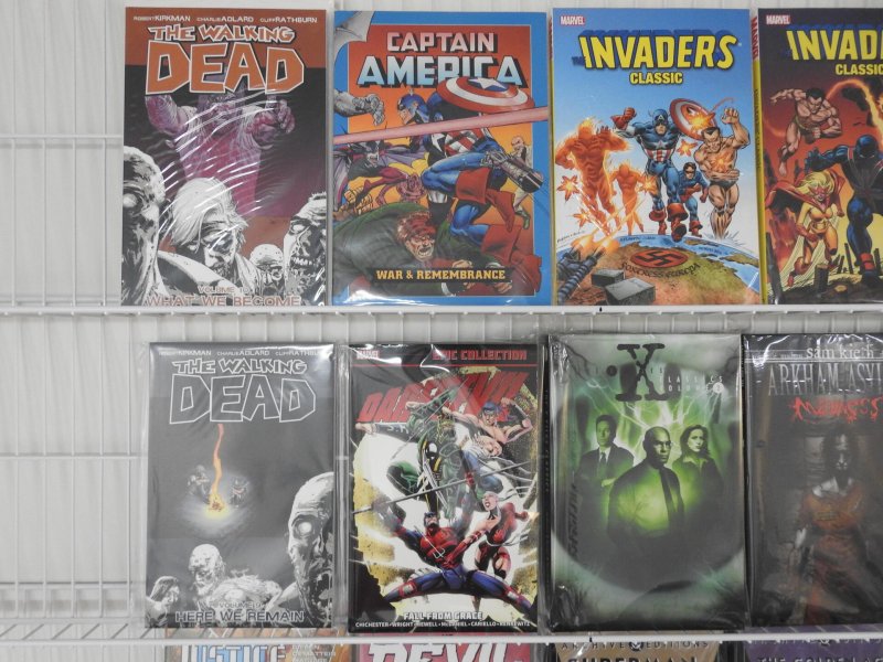Huge Lot 26 TPB's Hardbacks Compendiums+ W/ Cap, Batman, Walking Dead+ A...