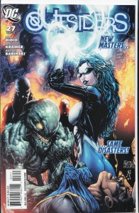 The Outsiders #27 (2010) The Outsiders