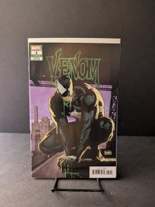 Venom #1 Paolo Rivera 1:25 Variant (2018)