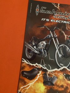 Catwoman #45 (2005) Adam Hughes cover nice grade