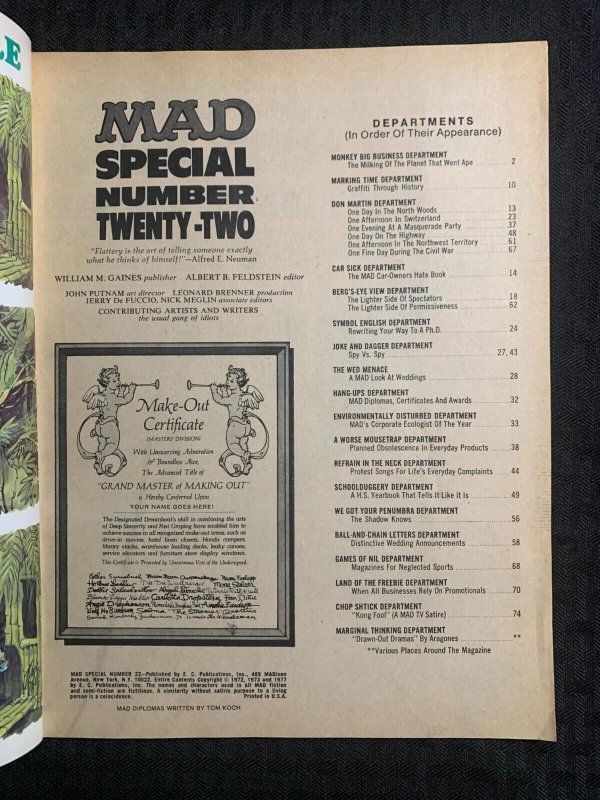 1977 MAD SPECIAL Magazine #22 VG+ 4.5 with 16 Diplomas & Awards Insert