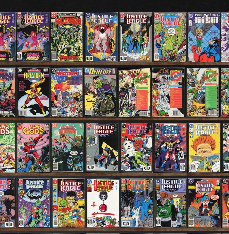 Huge Lot 150+ Comics with Justice League America, The Avengers & More!