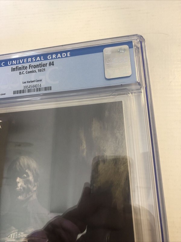 Infinite Frontier  (2021) #4 (CGC 9.8) Lee Variant Cover Census 1!!