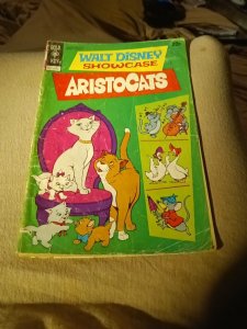 Walt Disney Showcase 16 The Aristocats gold key 1973 Comics movie adaptation