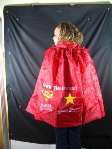 SUPERMAN/WONDER WOMAN CAPE-RARE DC PROMOTIONAL ITEM NM