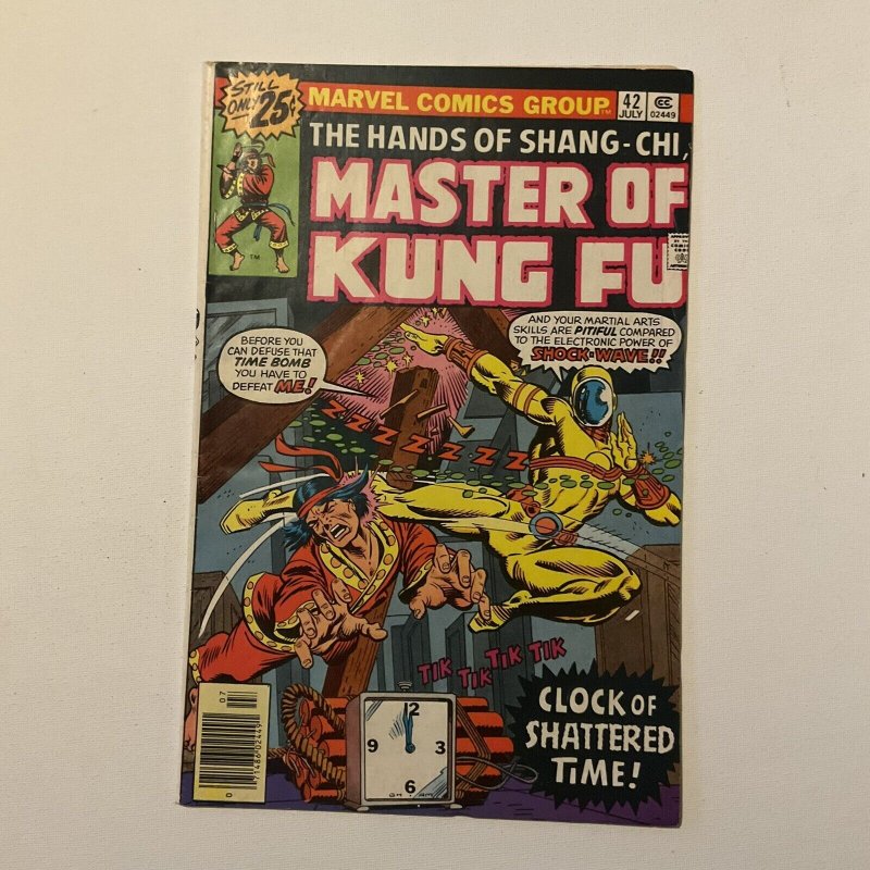 Master Of Kung Fu 42 Fine Fn 6.0 First Shockwave Marvel 1976