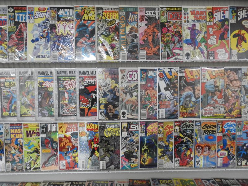 Huge Lot 130+ Comics W/ Marvel Milestones, Marvel Comics Presents, +More Avg VF-