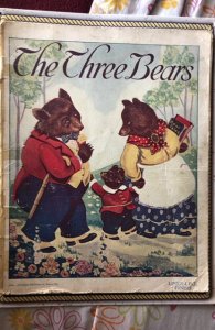 The three bears(w/cameo by Goldilocks) Whitman, 1930s linen like