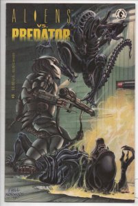 ALIENS vs PREDATOR #3, NM-, Horror, 1st, 1990, Sci-fi, Space,more A v P in store