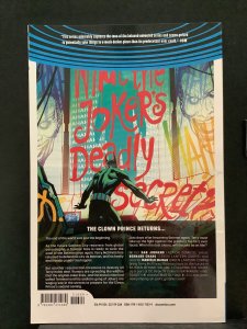 Batman Beyond: Escaping the Grave (2017)